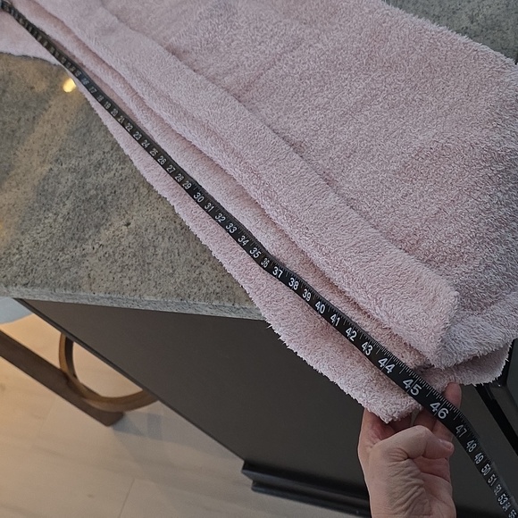 Barefoot Dreams Cozy Chic Heather Pink/white Bathrobe! - Picture 11 of 12